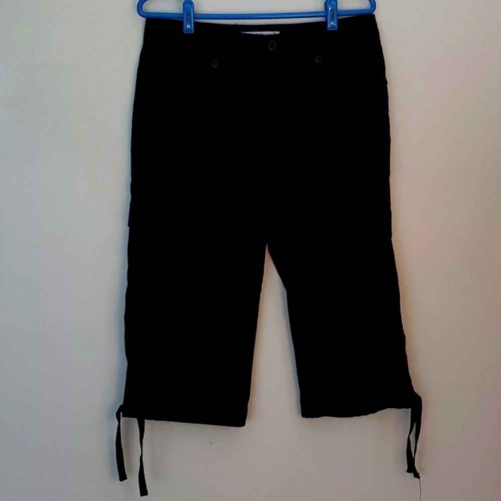 Croft & Barrow Black Capris Size 12